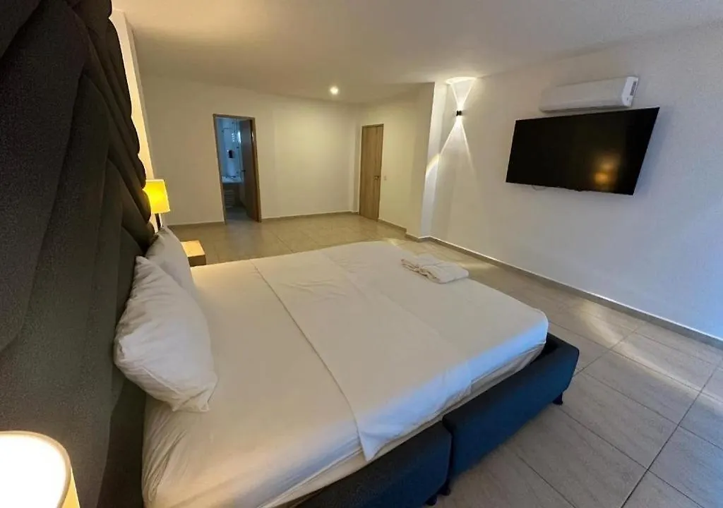 Hotel Opera Medellin Entretenimiento Y Bar 3*,  Colombia
