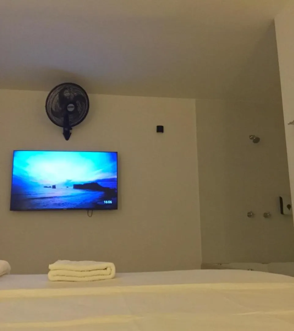 Hotel Opera Medellin Entretenimiento Y Bar
