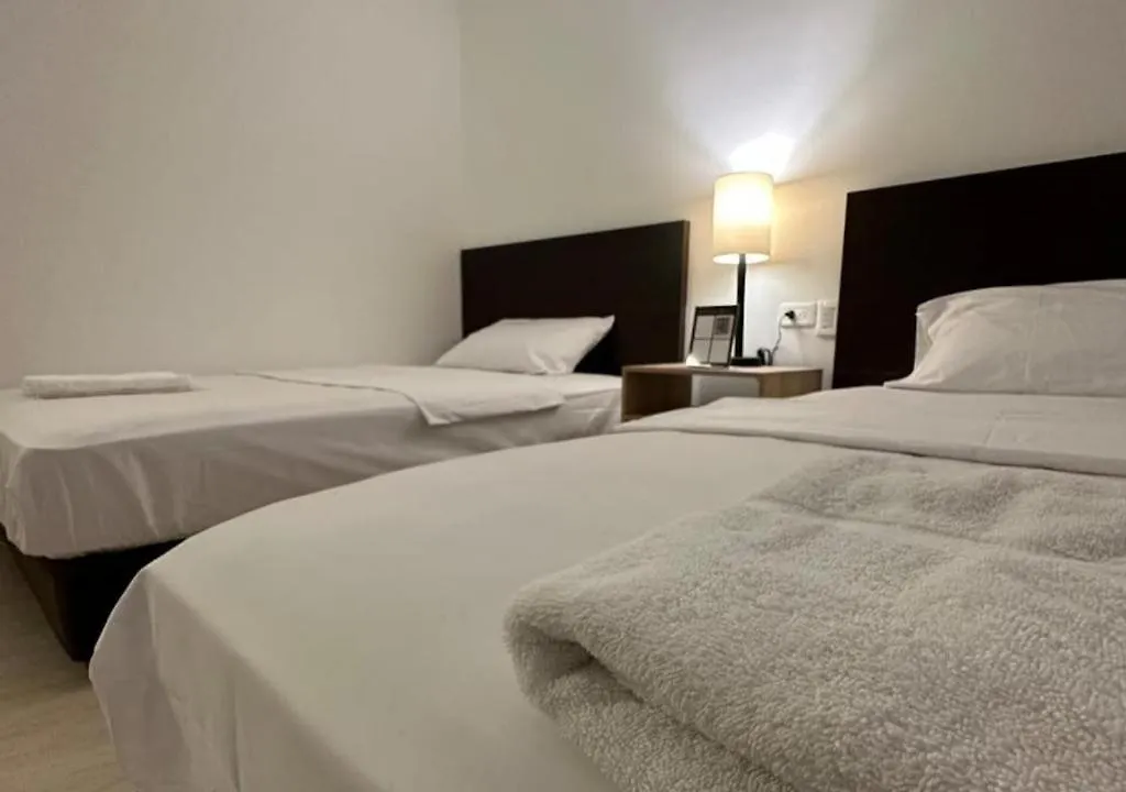 Hotel Opera Medellin Entretenimiento Y Bar